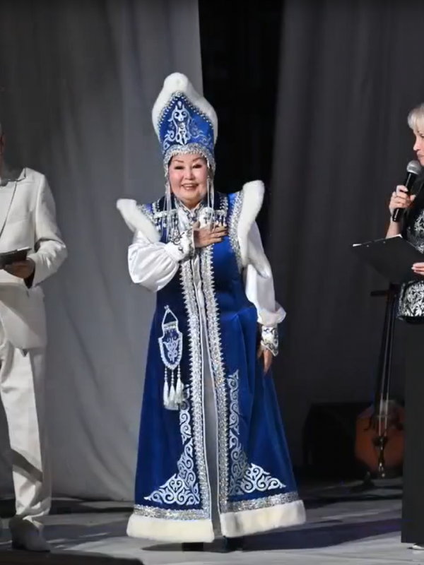 «Алтайский соловей»: чествование Карагыс Ялбаковой