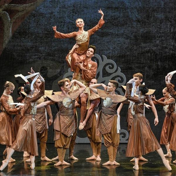 Первый национальный алтайский балет-эпос «Кан-Кереде»